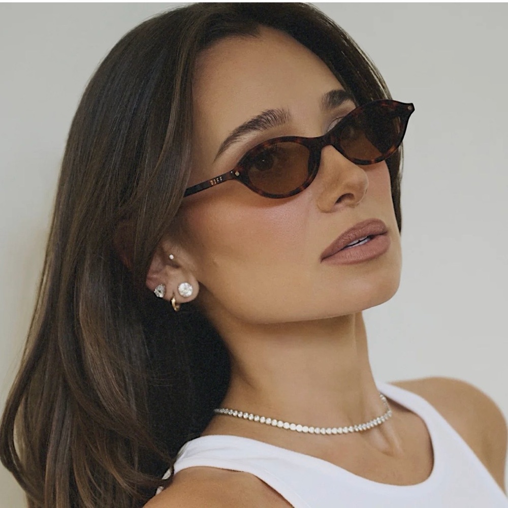 DIFF Eyewear - Danielle Bernstein The City : Tortoise Brown Tint Sunglasses
